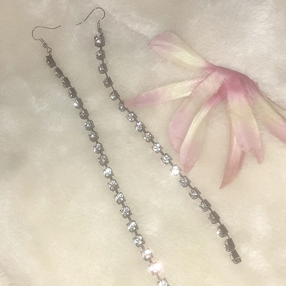 Long dangle earings